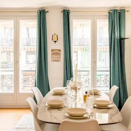 8p - 3br Le Marais Spacious - - Historic Lägenhet *