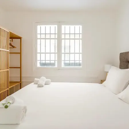 Apartment 8p - 3br Le Marais Spacious - - Historic Paris