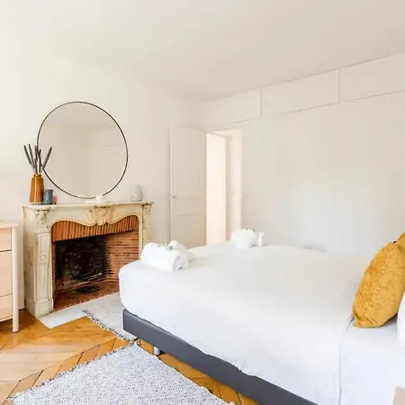 8p - 3br Le Marais Spacious - - Historic 公寓 巴黎