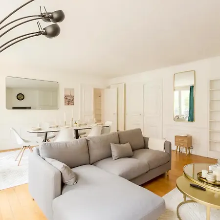 8p - 3br Le Marais Spacious - - Historic Apartment Paris
