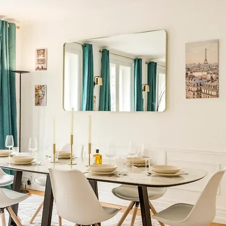 8p - 3br Le Marais Spacious - - Historic Apartment
