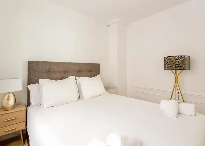 8p - 3br Le Marais Spacious - - Historic 파리