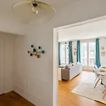 8p - 3br Le Marais Spacious - - Historic Apartment *